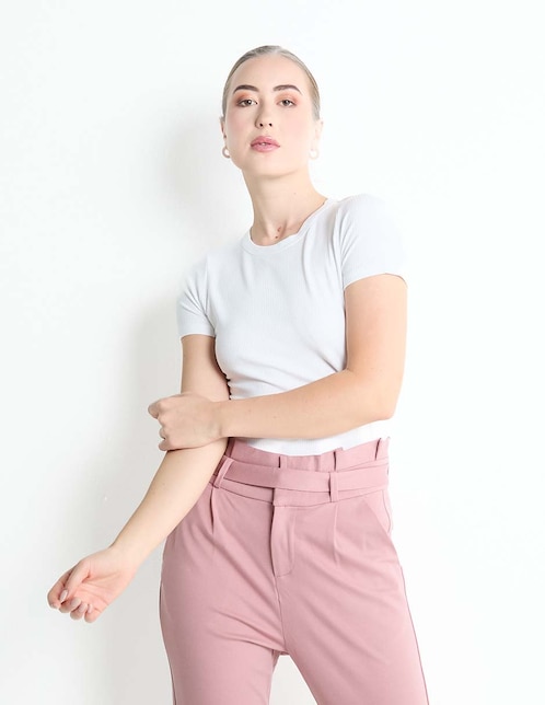 Playera manga corta Contempo cuello redondo para mujer