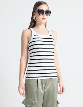 Top Contempo cuello redondo tirante ancho