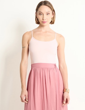Top Contempo cuello con escote tirante delgado