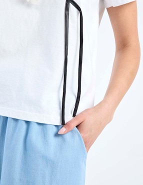 Playera manga corta Contempo cuello redondo para mujer