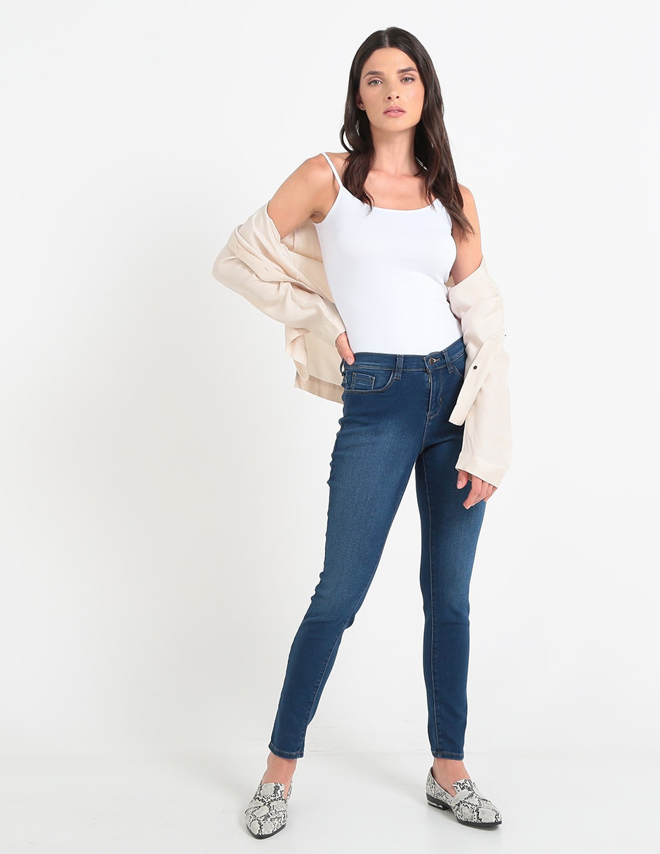 Top cuello redondo tirante delgado 6