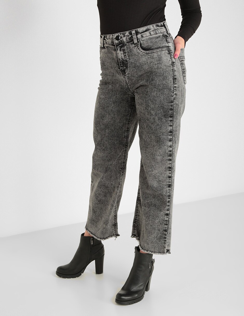 Los mejores jeans deslavados para esta temporada | Esquire