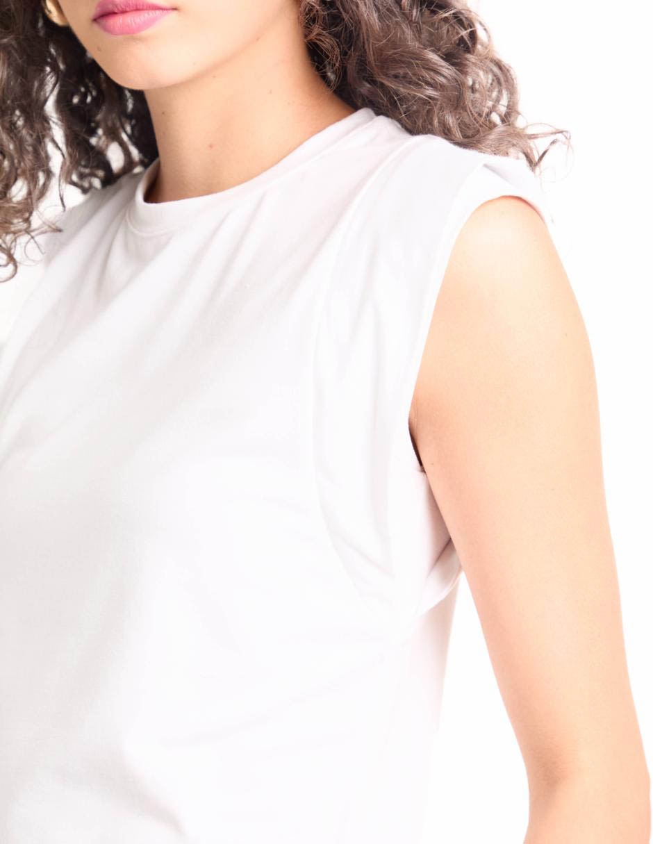 Playera cuello redondo para mujer 4