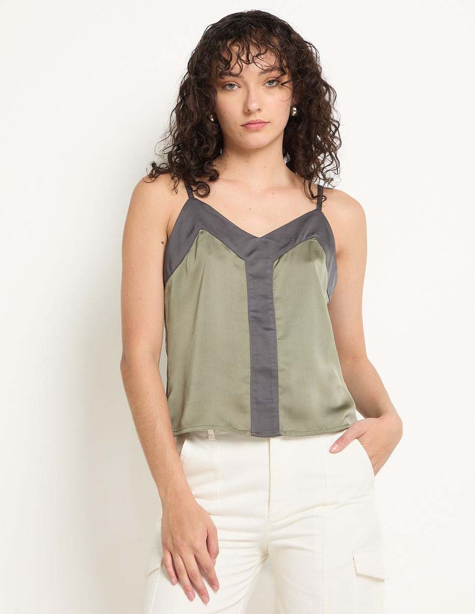 Top escote medio tirante ajustable