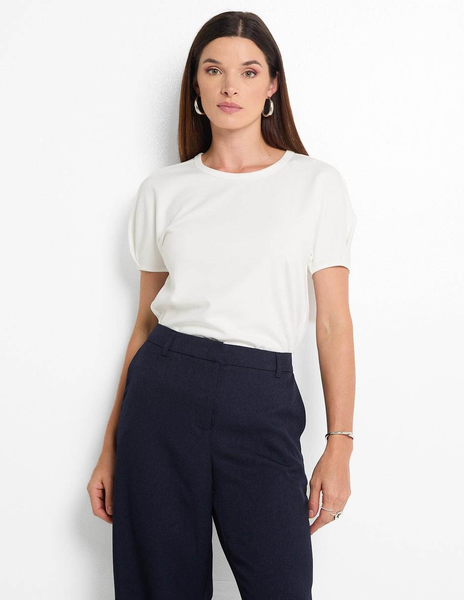 Playera manga corta cuello redondo para mujer
