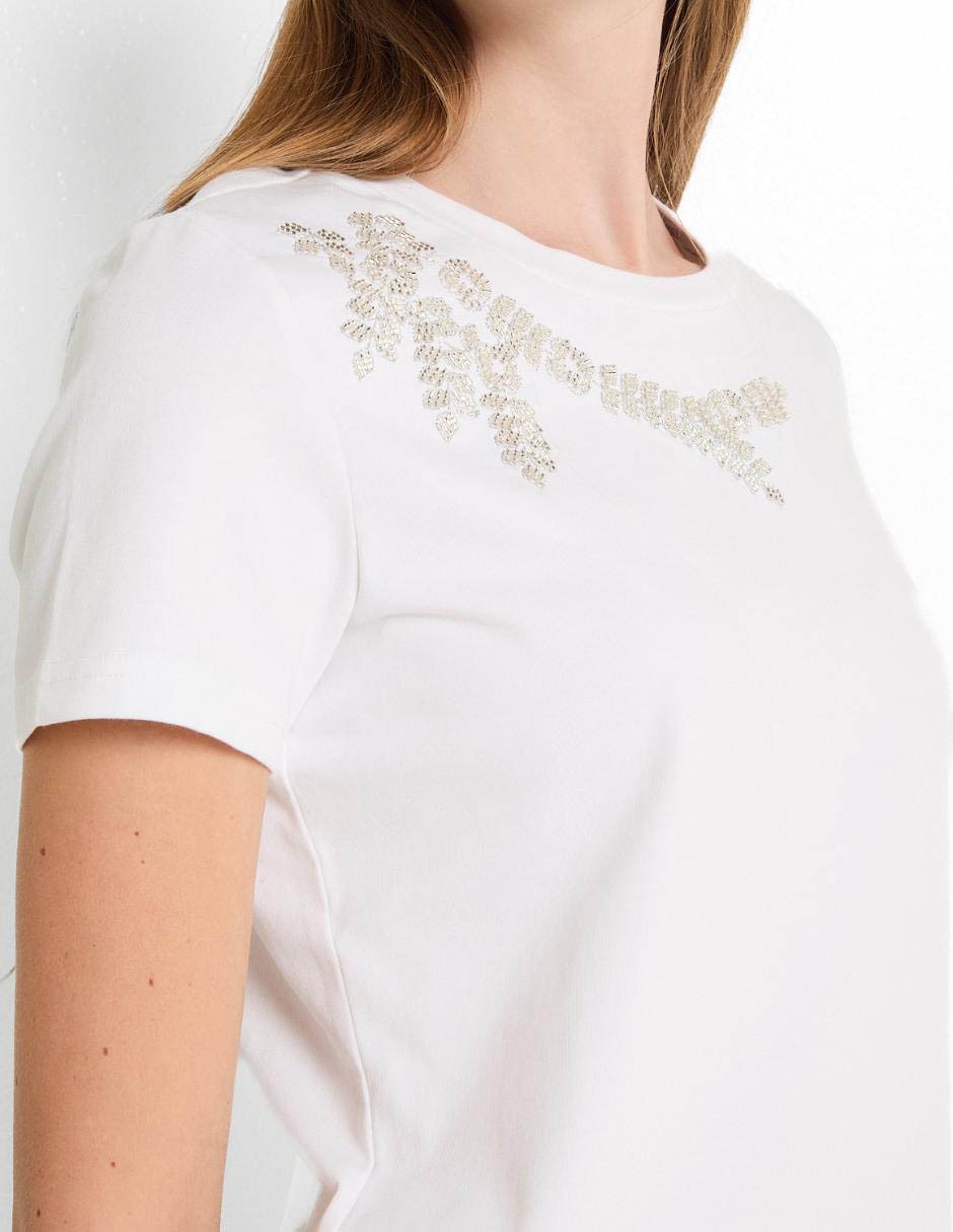 Playera manga corta cuello redondo para mujer 4