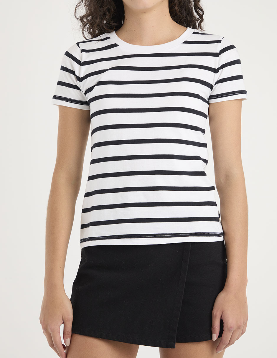 Playera manga corta cuello redondo para mujer 5