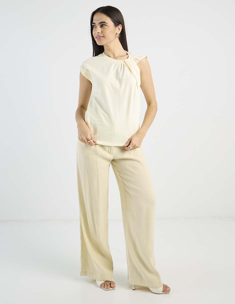 Playera manga corta cuello redondo para mujer 2