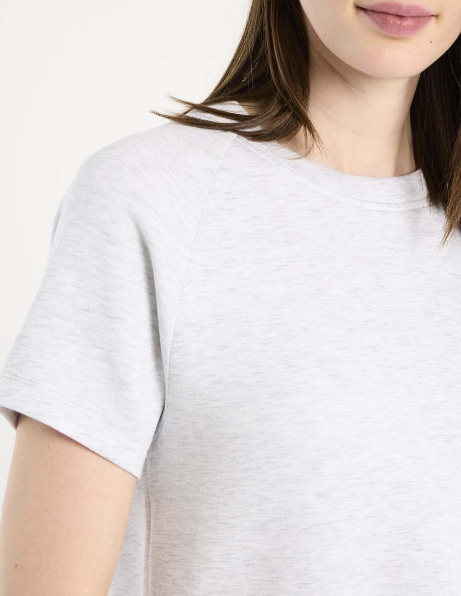 Playera manga corta cuello redondo para mujer 4