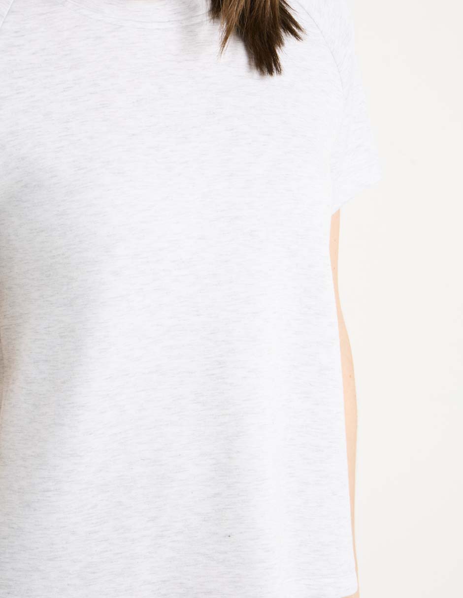 Playera manga corta cuello redondo para mujer 5