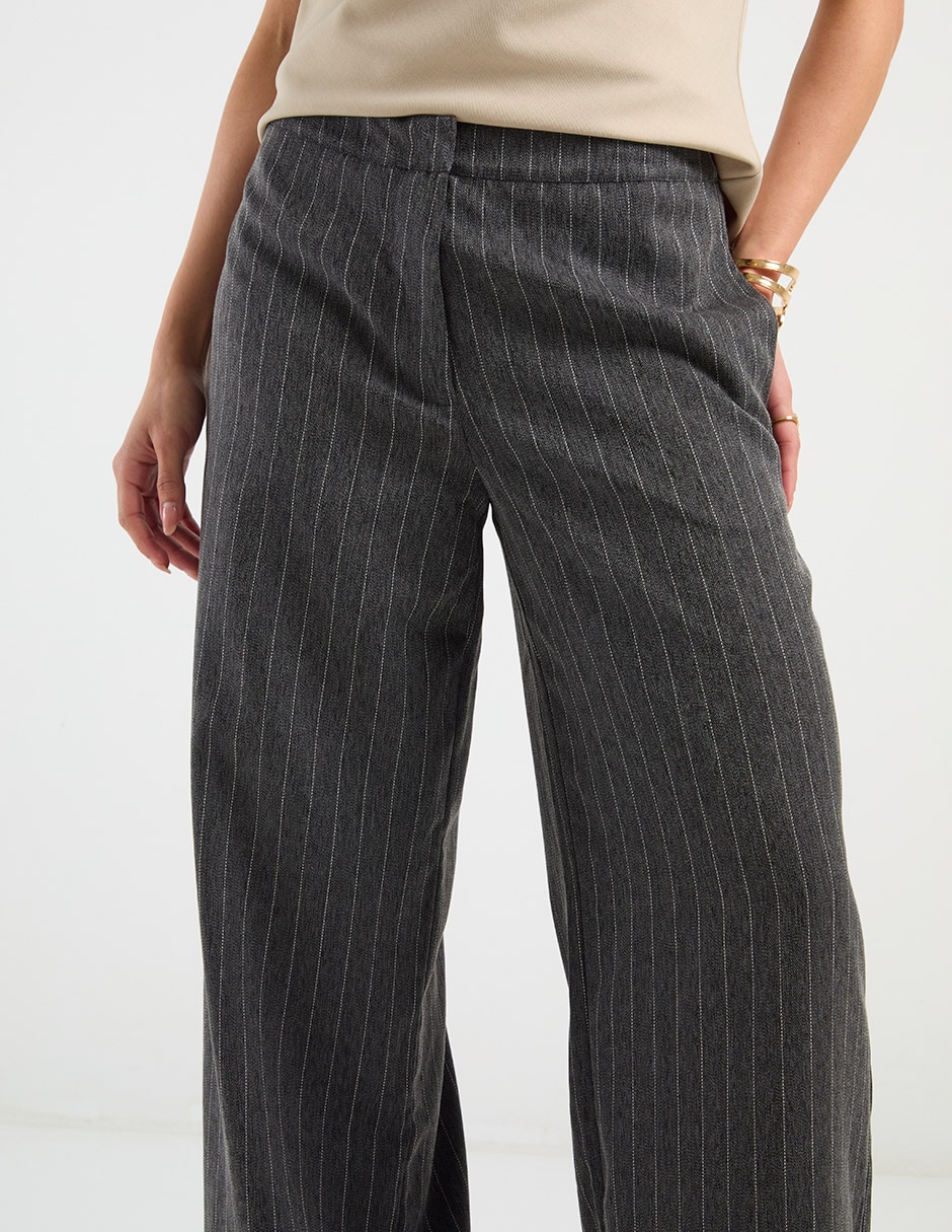 Pantalón amplio para mujer 4