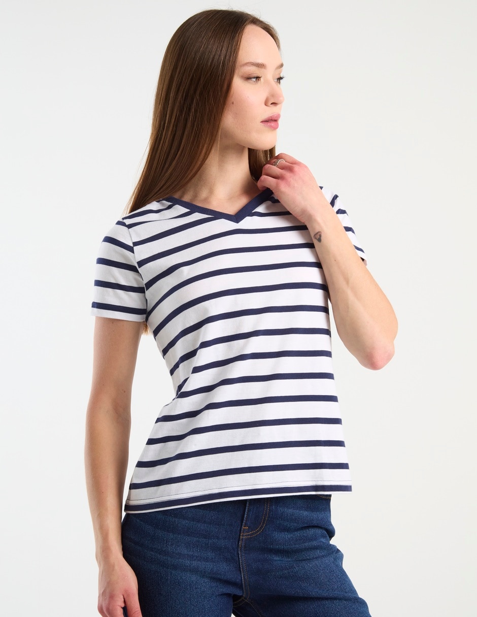 Playera manga corta cuello V para mujer Playera manga corta cuello V para mujer