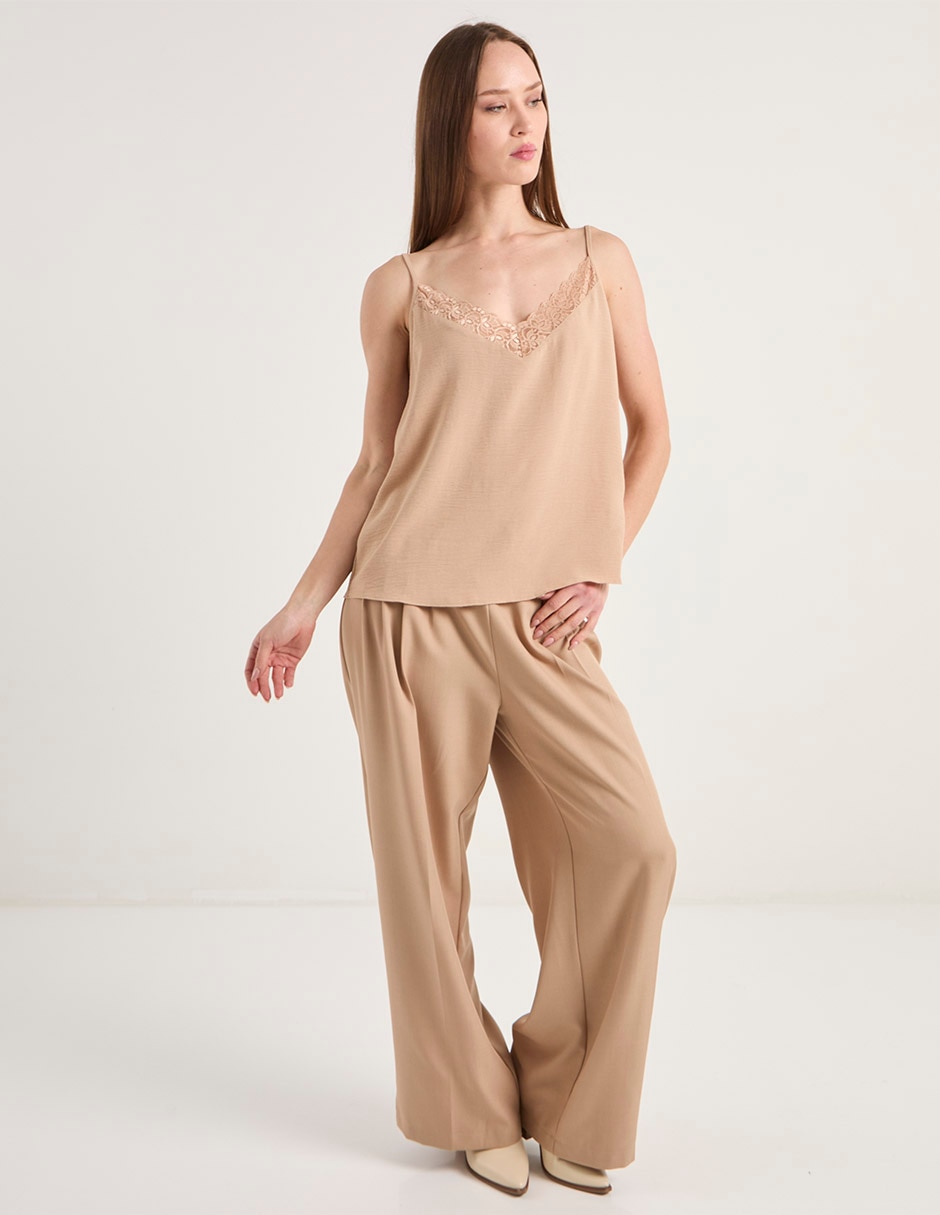 Top cuello V tirante ajustable 3