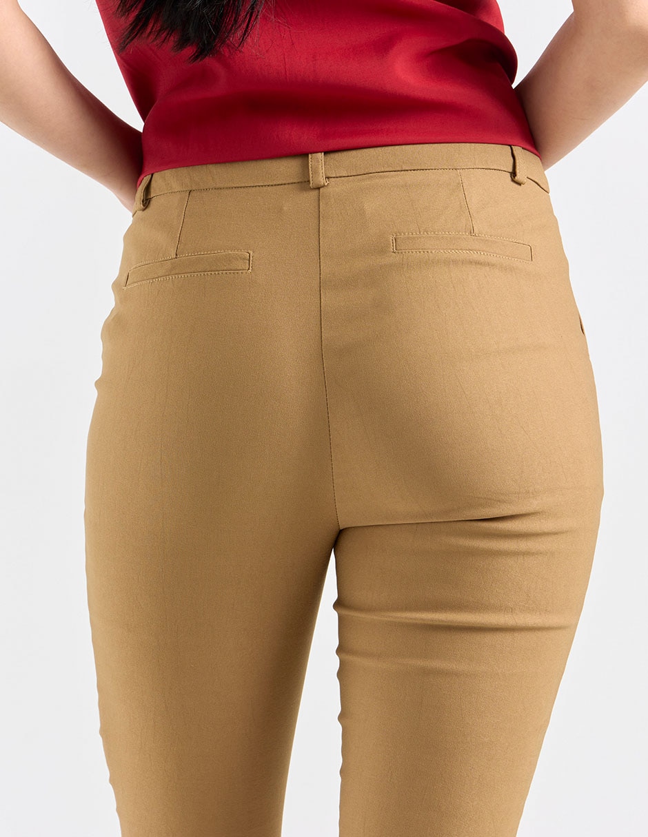 Pantalón capri Contempo skinny para mujer