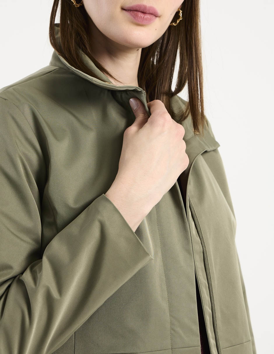 Gabardina con bolsillos para mujer 4