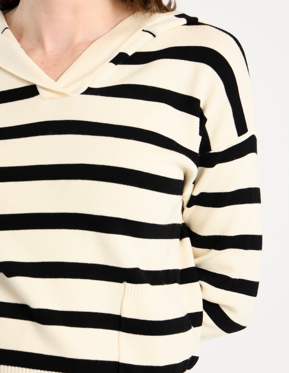 Suéter cuello V para mujer 5