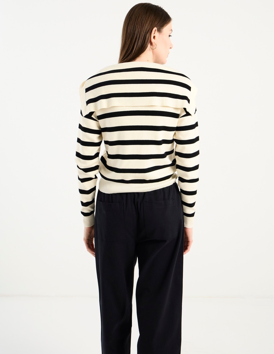 Suéter cuello V para mujer 6